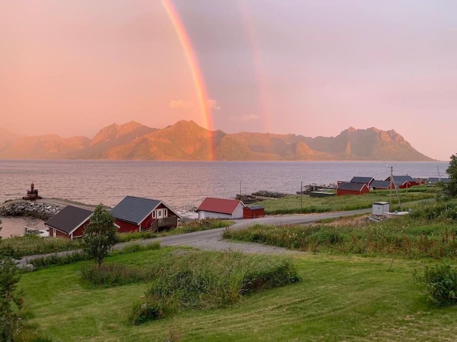 Leilighet I Rorbu Pa Kaldfarnes - Yttersia Senja Zewnętrze zdjęcie