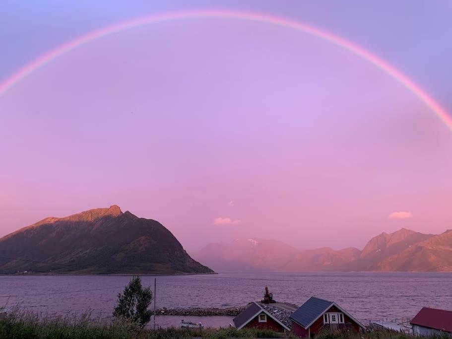Leilighet I Rorbu Pa Kaldfarnes - Yttersia Senja Zewnętrze zdjęcie