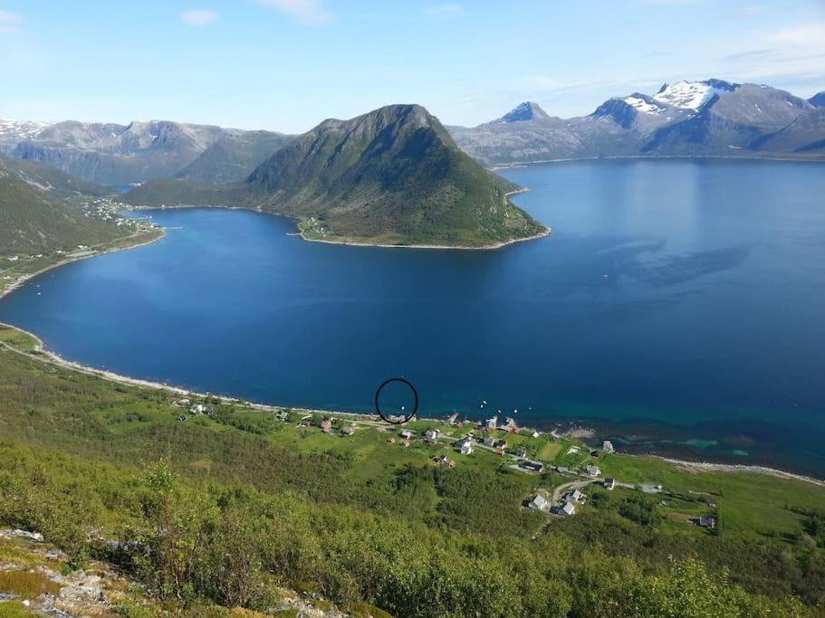 Leilighet I Rorbu Pa Kaldfarnes - Yttersia Senja Zewnętrze zdjęcie